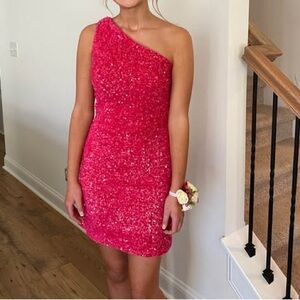 One-Shoulder Sequin Pink Party Dress